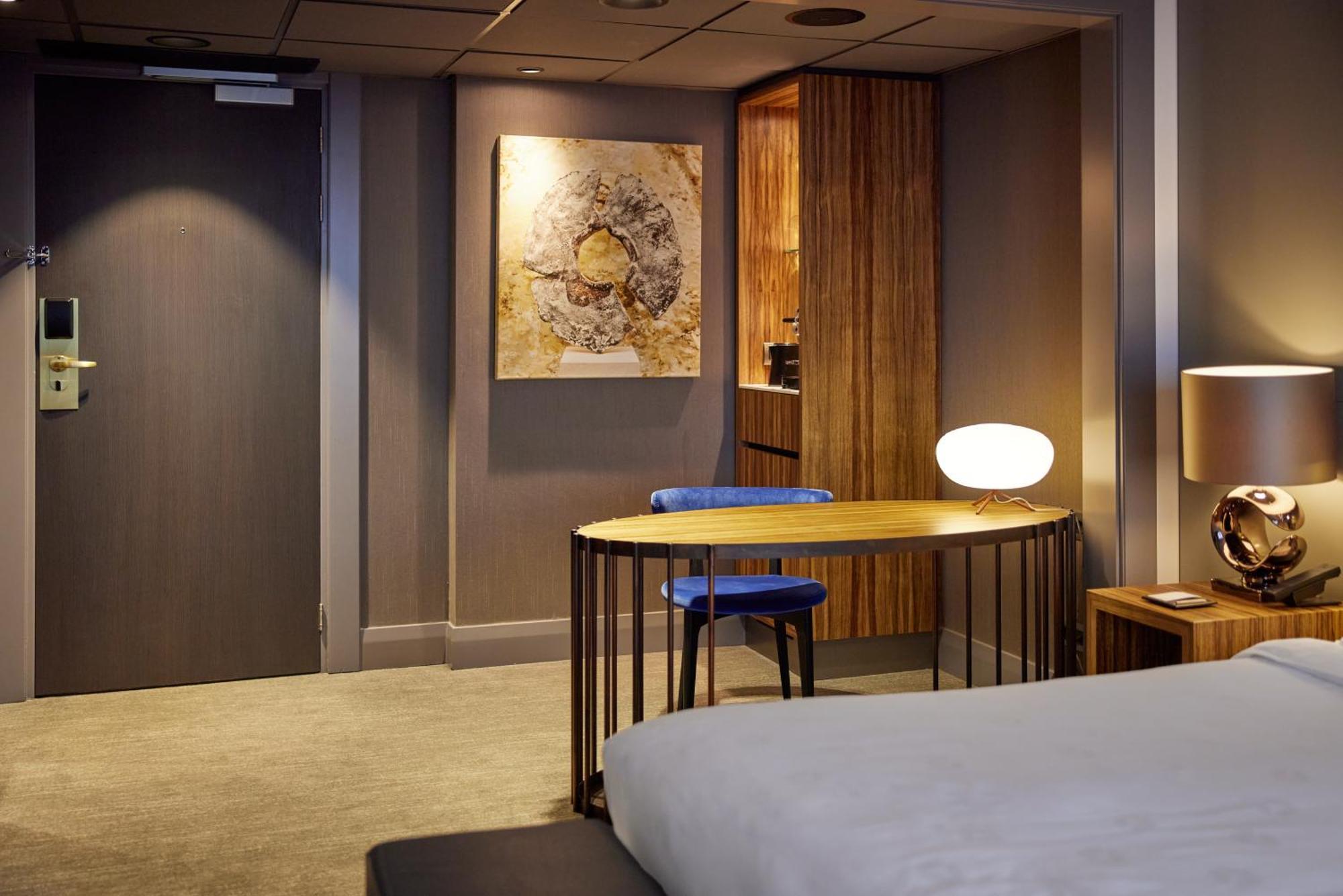 Hotel Okura Amsterdam - The Leading Hotels Of The World Екстер'єр фото A room at the hotel