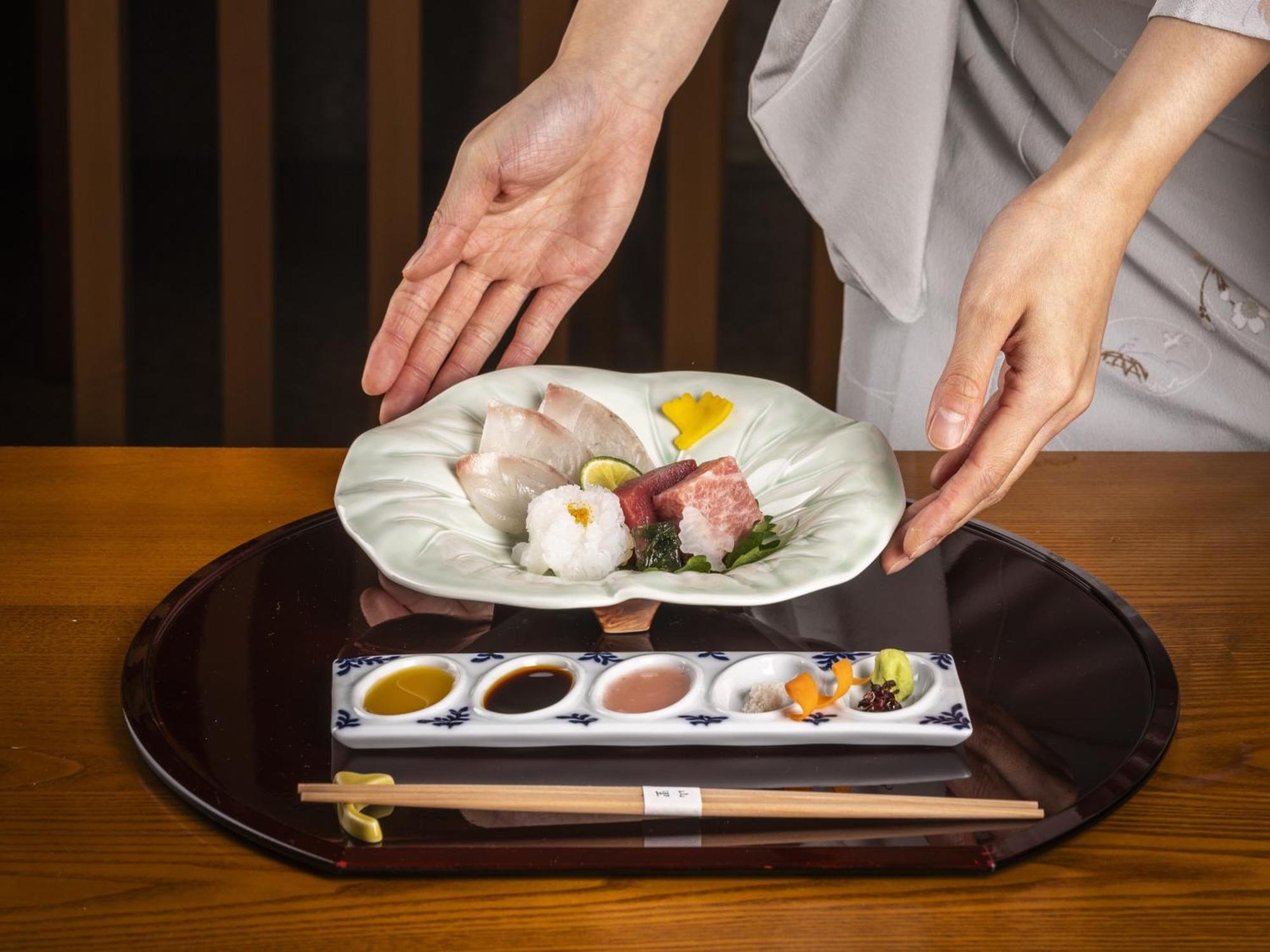Hotel Okura Amsterdam - The Leading Hotels Of The World Екстер'єр фото A plate of sashimi