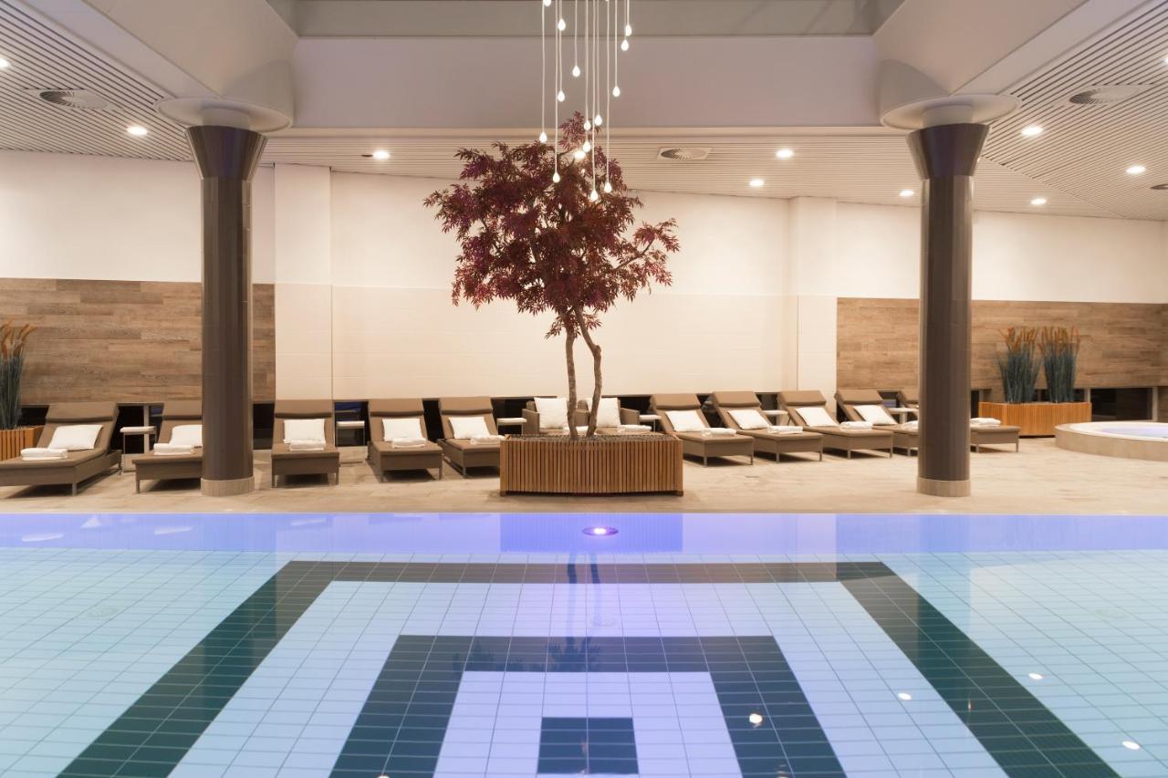 Hotel Okura Amsterdam - The Leading Hotels Of The World Екстер'єр фото The spa at the Hotel de la Paix